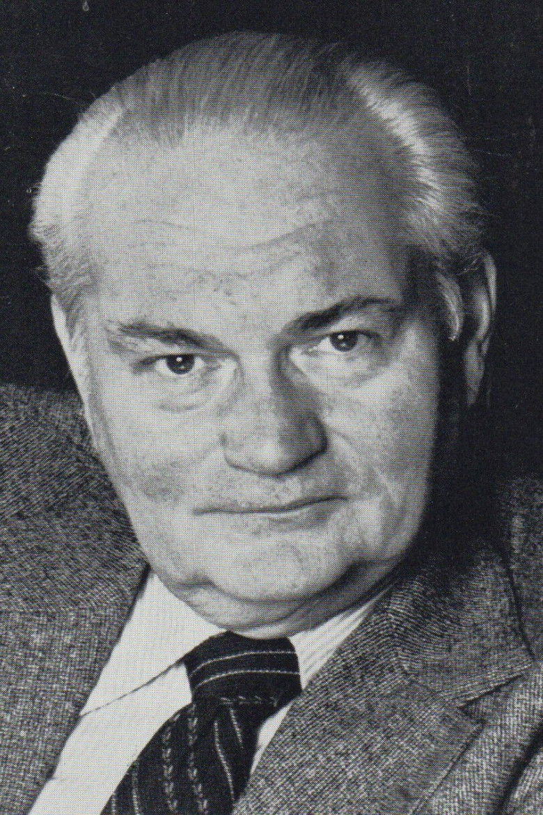 Heinz G. Konsalik portrait image