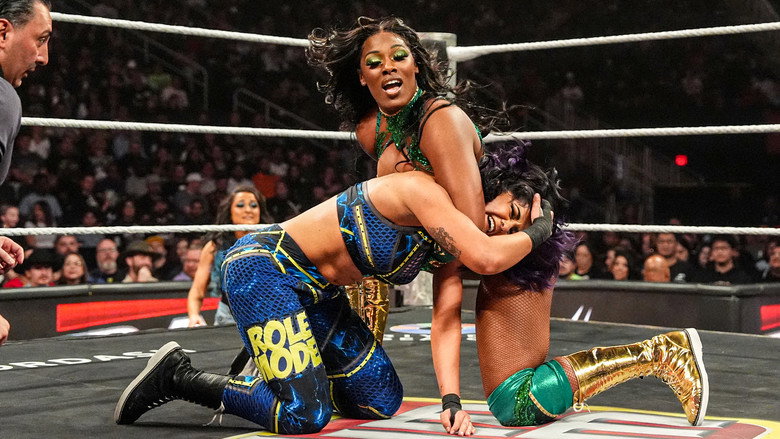 Still from WWE Raw - 시즌 34 에피소드 14