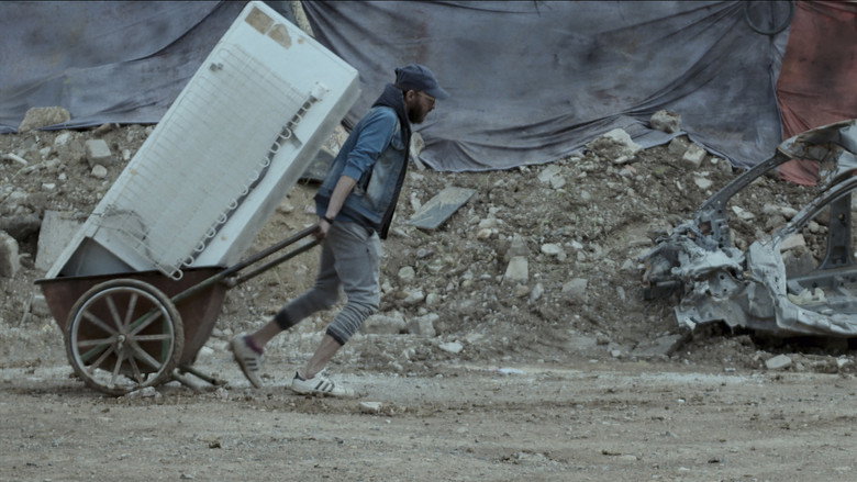 Image d'arrière-plan 3 du film Chroniques des années de siège