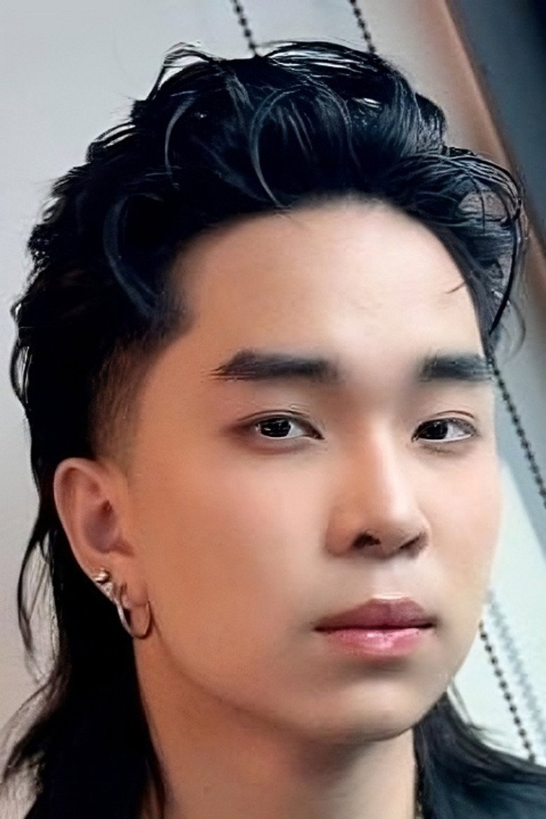 Teeraphat Vongchanphen portrait