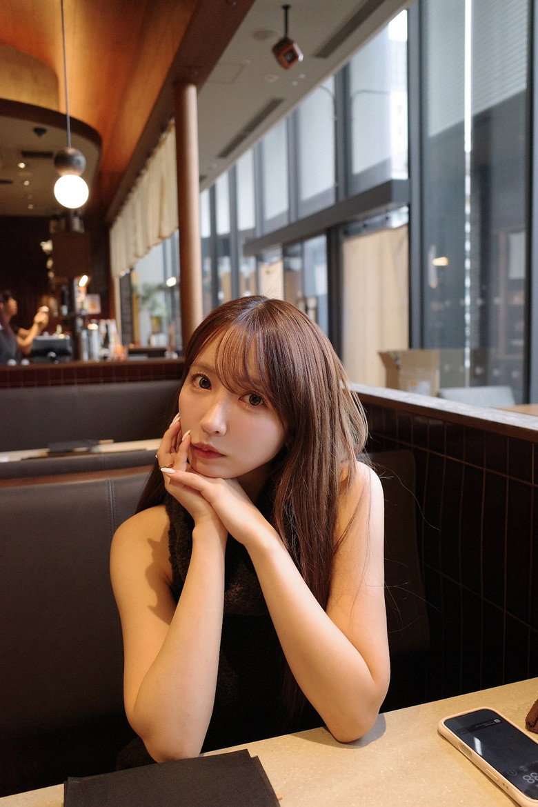 Yua Mikami photo