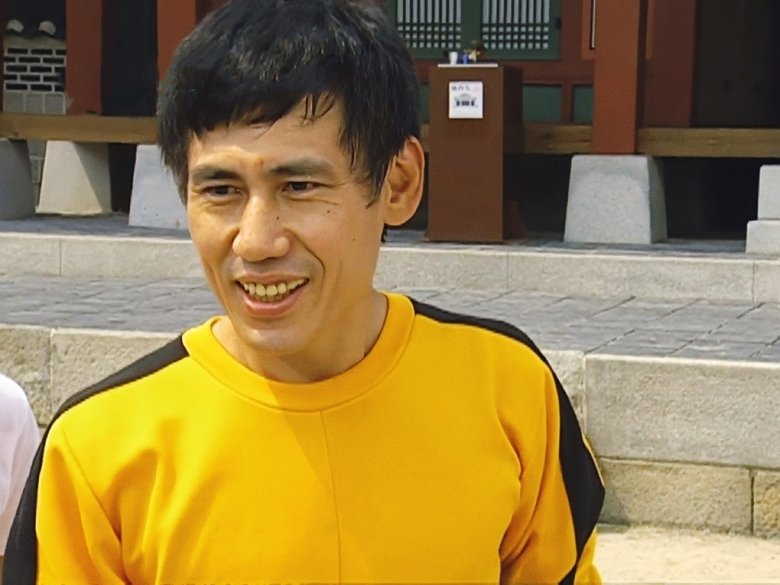 Still image for Infinite Challenge season 1 episode 22: Esper Ito vs. Infinite Challenge Members Still image for Infinite Challenge season 1 episode 22: Esper Ito vs. Infinite Challenge Members