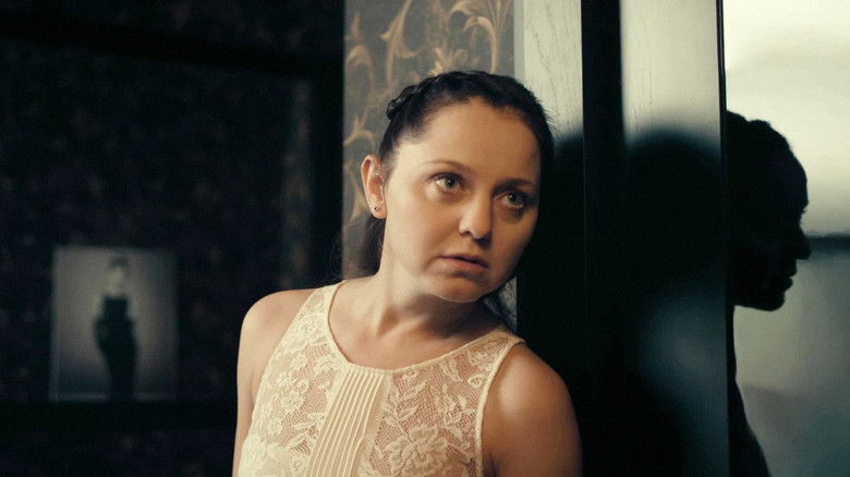 Still image for SashaTanya season 1 episode 8: Рублёвка Still image for SashaTanya season 1 episode 8: Рублёвка