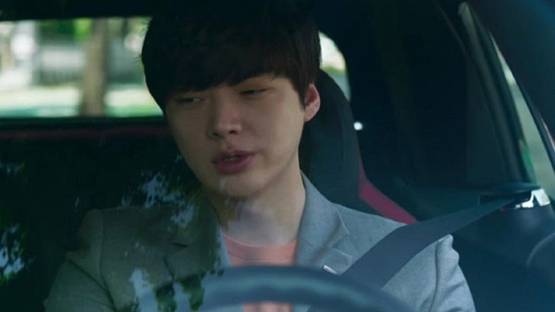 Still from Love with Flaws - Season 1 Episode 7