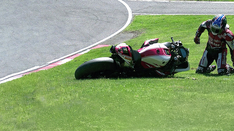 Image d'arrière-plan 4 du film I, Superbiker 4: The War for Four