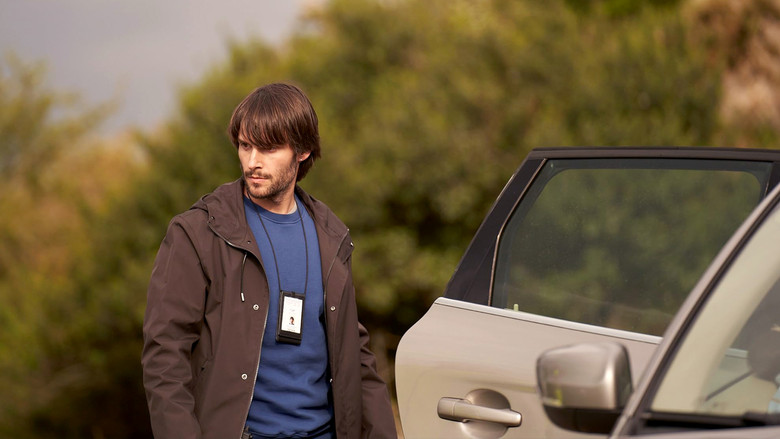 Still from Hidden Assets - ซีซัน 3 ตอน 1
