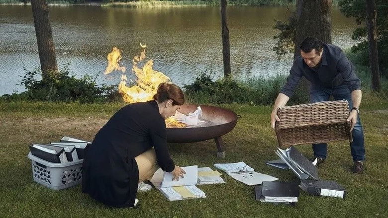 Still image for Die Frau im Meer season 1 episode 1: Episode 1 Still image for Die Frau im Meer season 1 episode 1: Episode 1