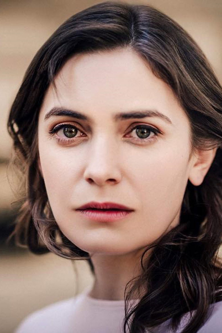 Sarah Haváčová photo 2