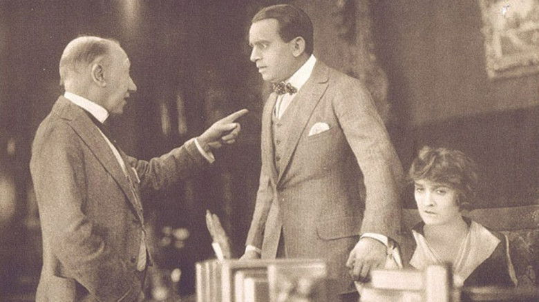 Image d'arrière-plan 2 du film His Picture in the Papers