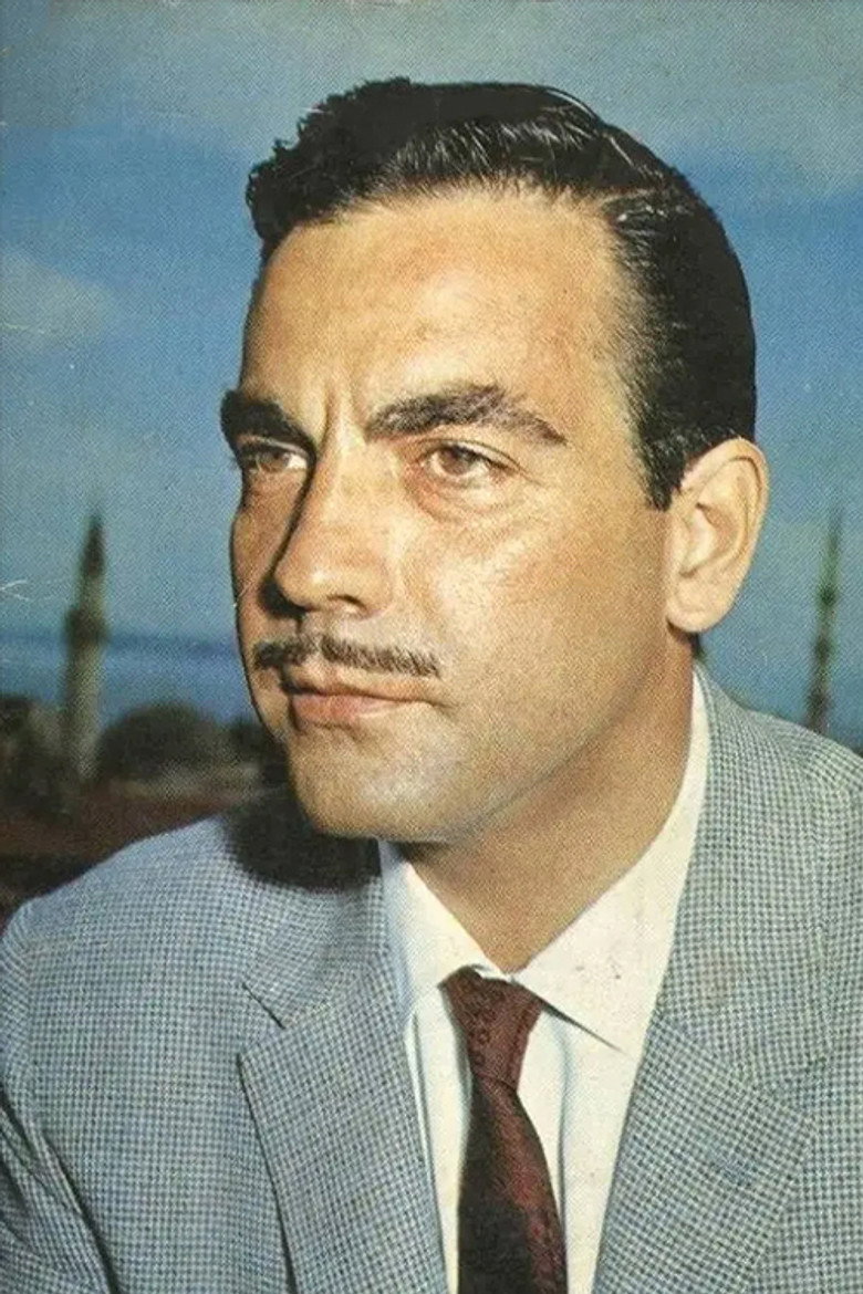 Ayhan Işık photo