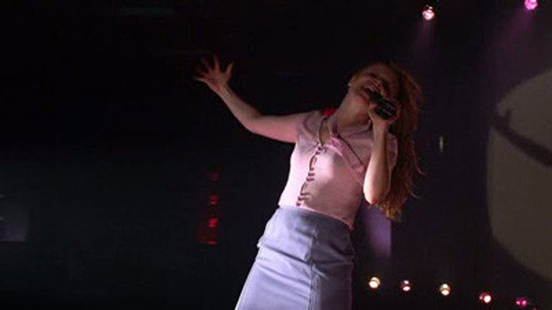 Still from Six Feet Under - Gestorben wird immer - Season 5 Episode 6