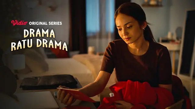 Still image for Drama Queen's Drama season 1 episode 7: Most Dramatic Drama Nominations Still image for Drama Queen's Drama season 1 episode 7: Most Dramatic Drama Nominations