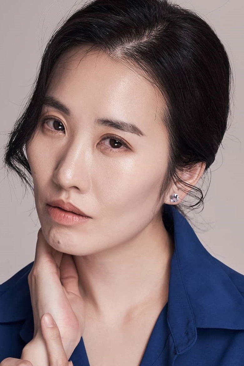 Choi Ga-in portrait image