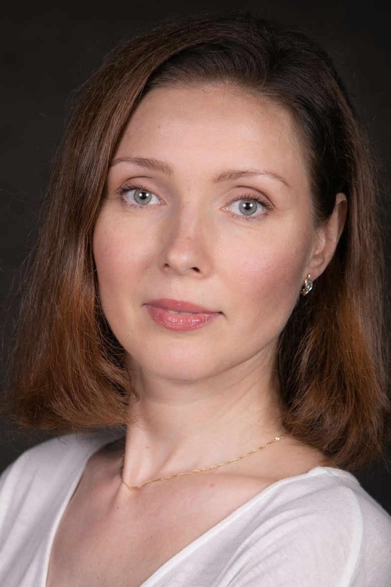 Юлия Дробот portrait image