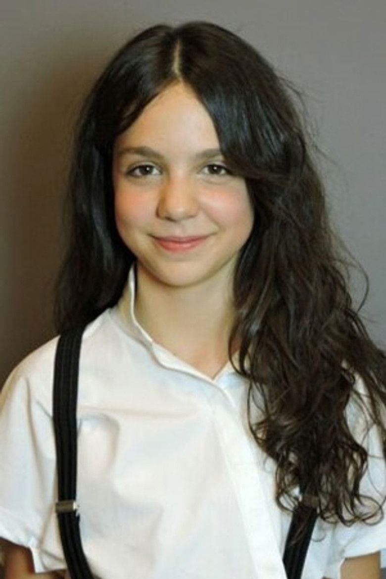 Nicole Valle portrait image