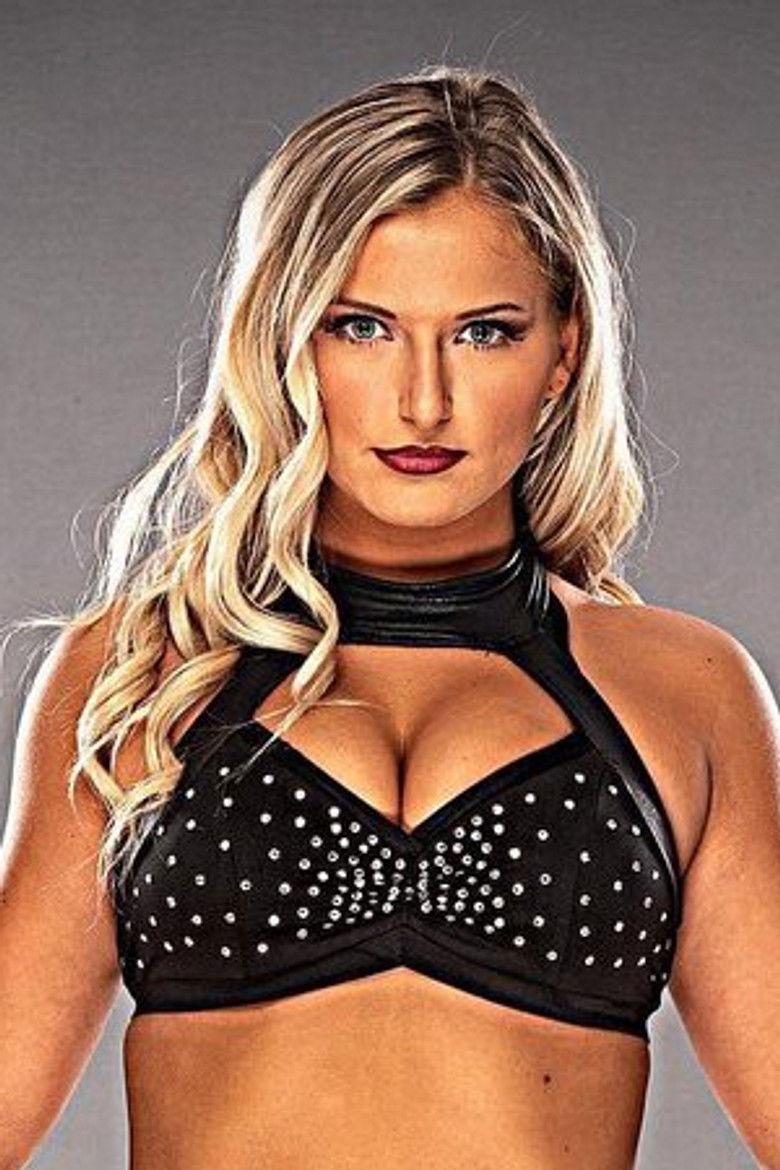 Skyler Moore portrait image