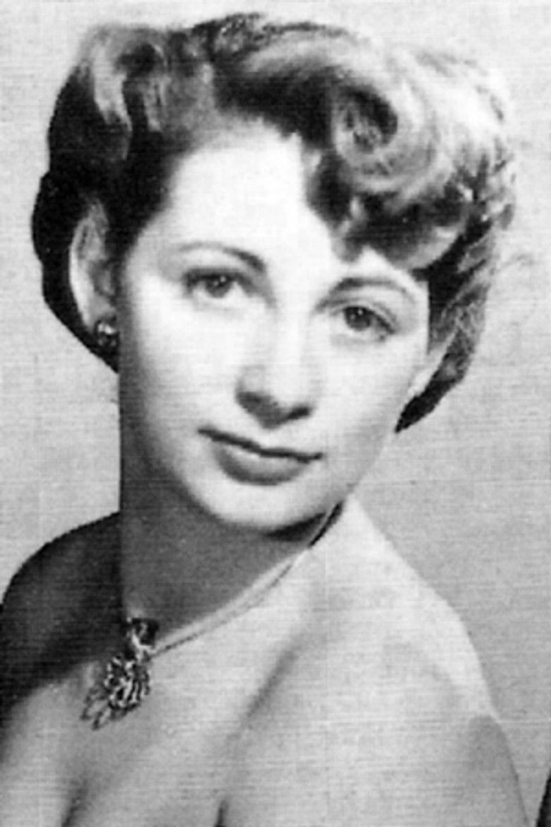 Louise Étienne portrait image