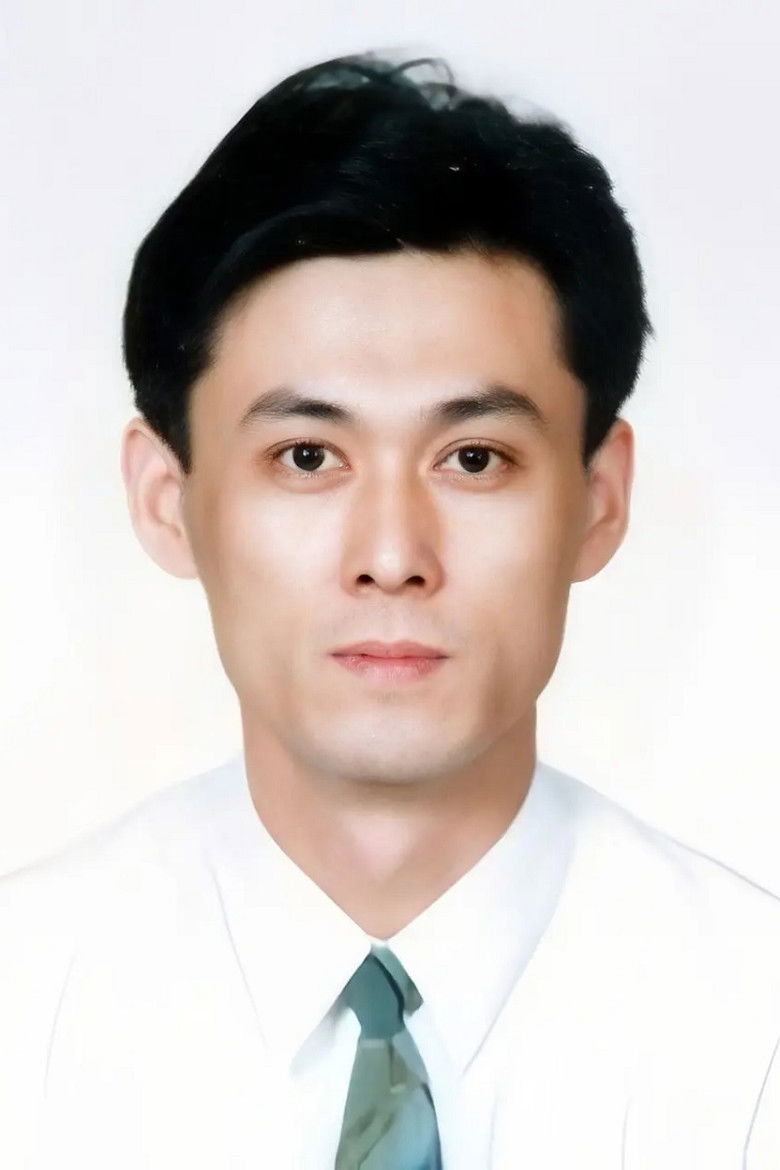 Liangbo Wang portrait image