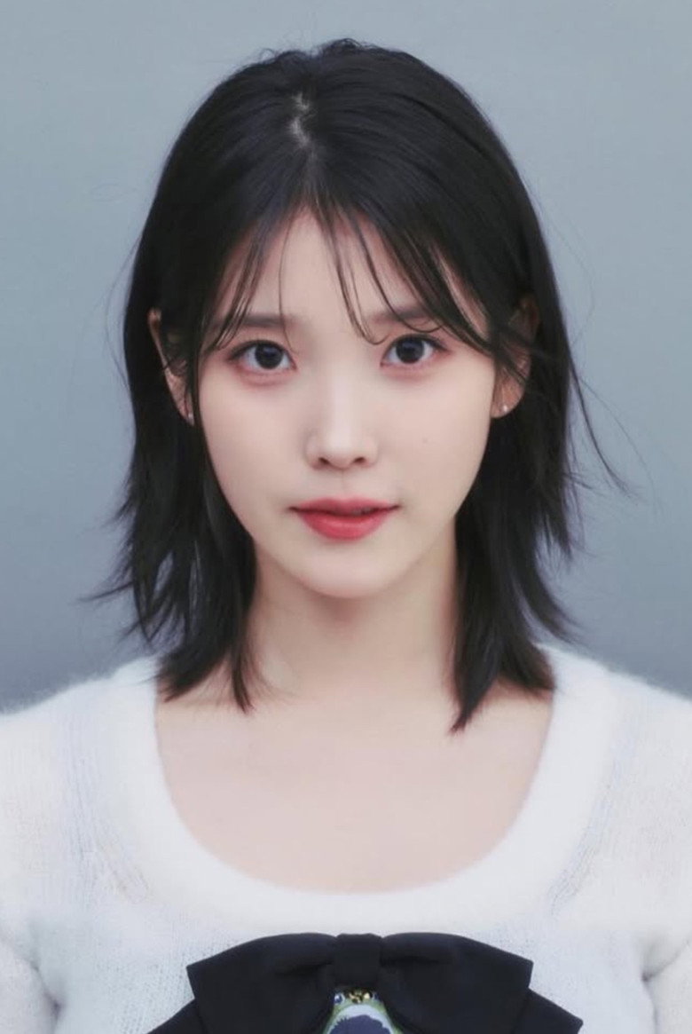 IU photo