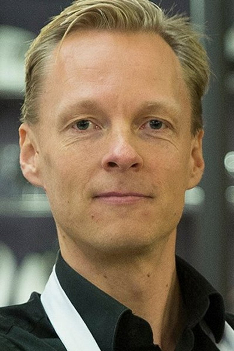 Rasmus Schou portrait