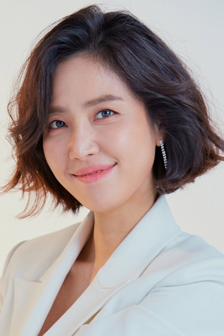 Shin Dong-mi photo 2