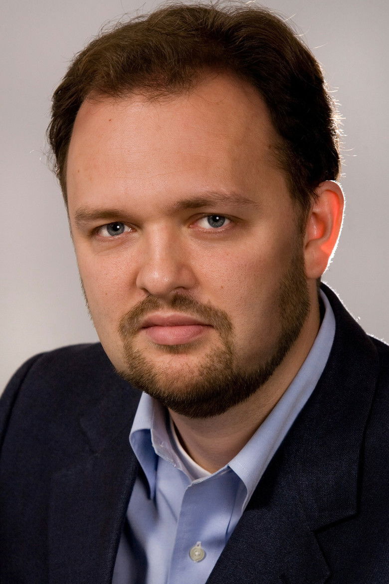 Ross Douthat portrait image