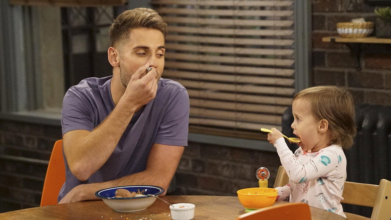 Still from Baby Daddy - ซีซัน 6 ตอน 2