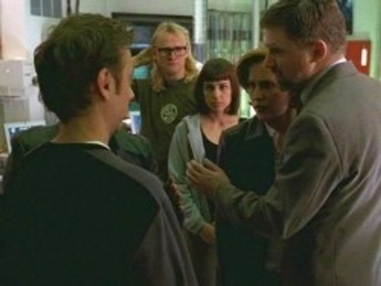 The X-Files S07E13 — First Person Shooter episode still