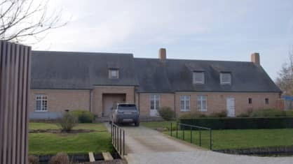 Still image for Steenrijk Straatarm season 1 episode 1: Episode 1