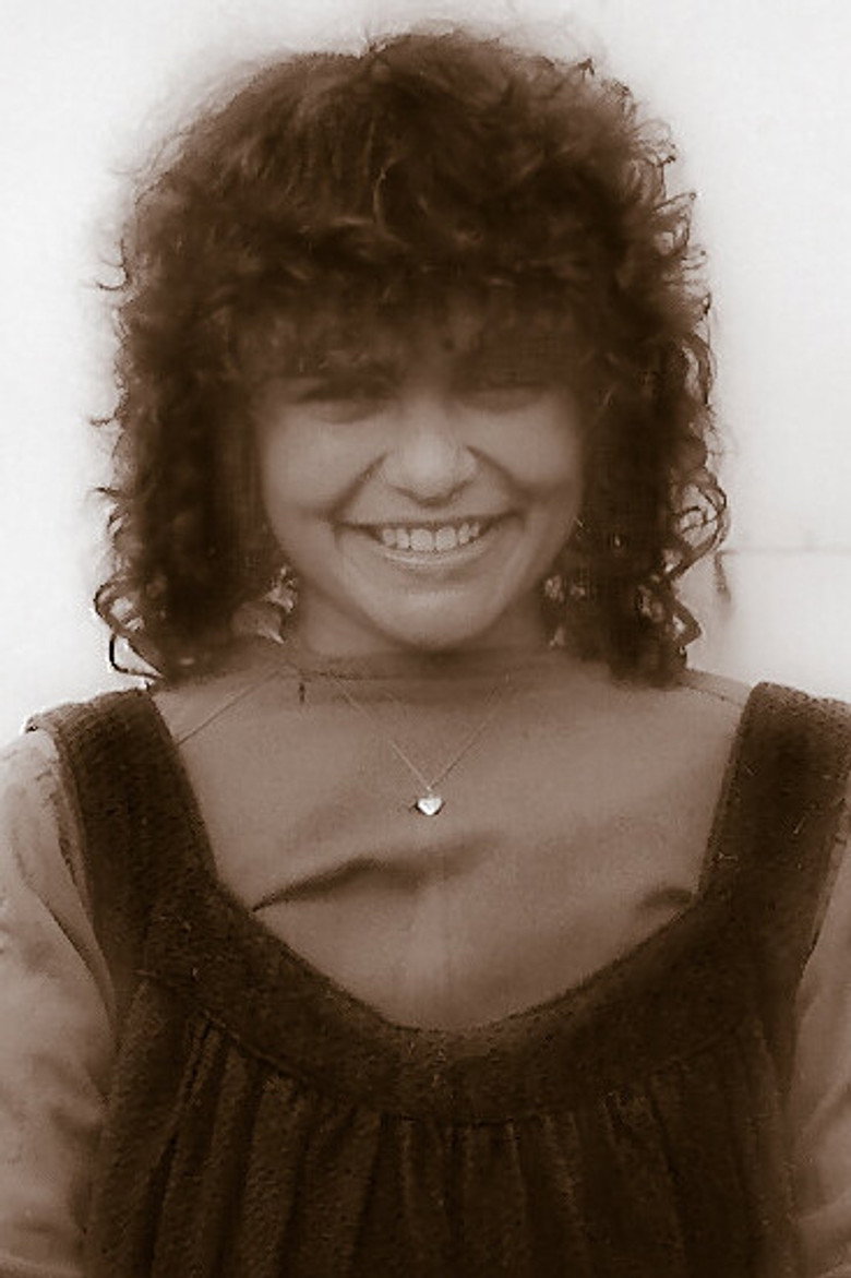 Julie Maddalena photo 2