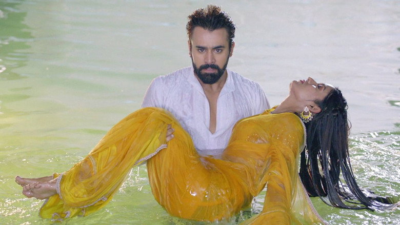 Raghbir Saves Pragati's Life!