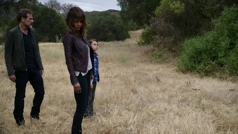 Still from Extant - Season 2 Episode 11