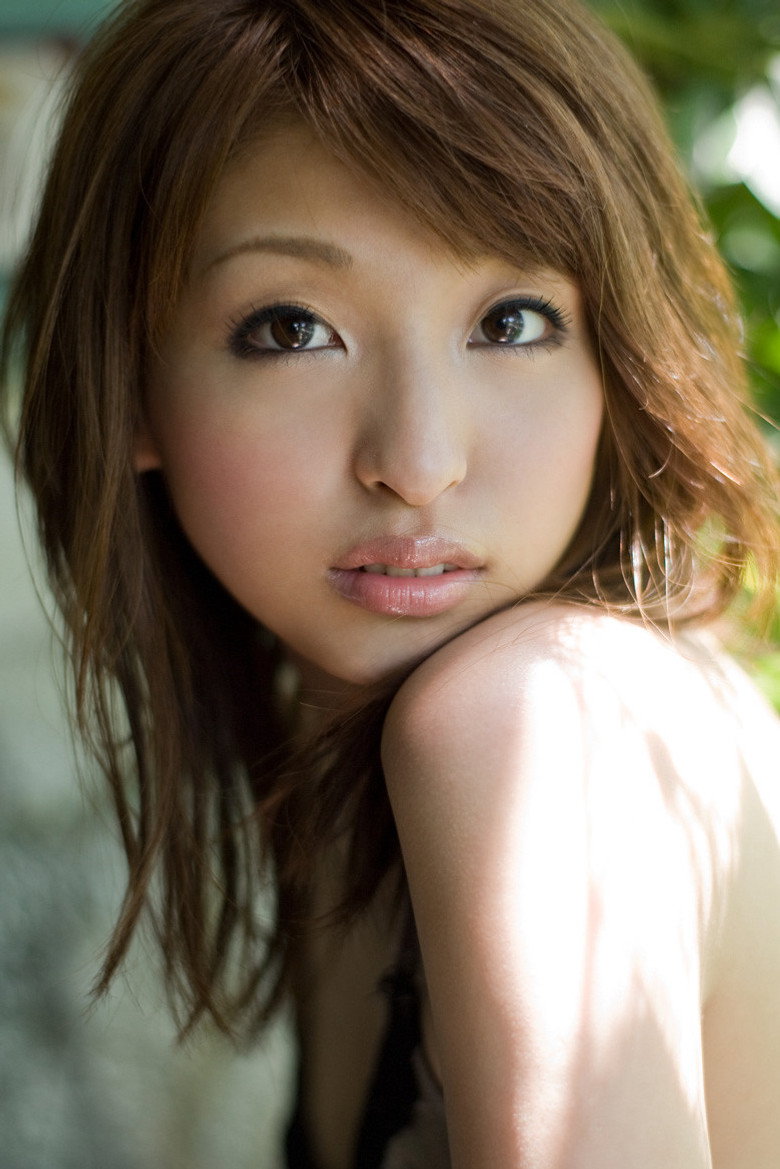 Shoko Akiyama photo 3
