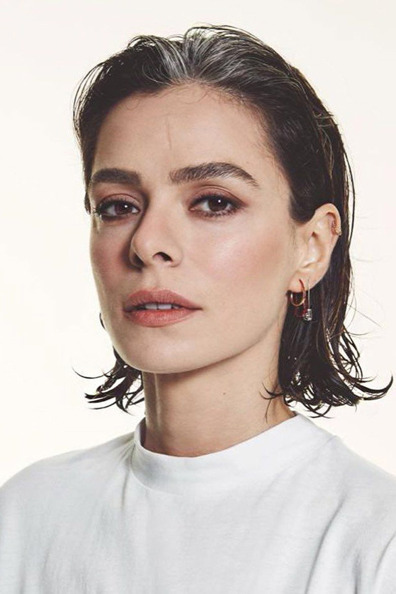 Özge Özpirinçci photo 4