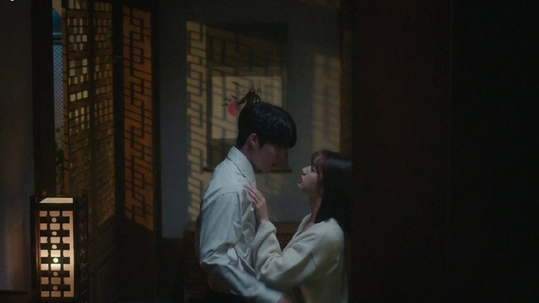 Still from My Roommate Is a Gumiho - Season 1 Episode 14