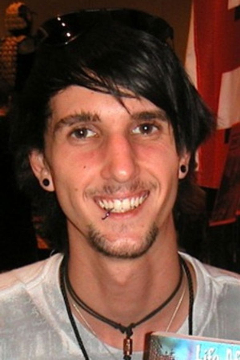 Travis Charpentier portrait image