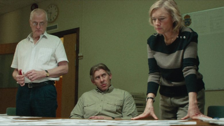 Still image for The Hunt for a Killer season 1 episode 5: Episode 5 Still image for The Hunt for a Killer season 1 episode 5: Episode 5