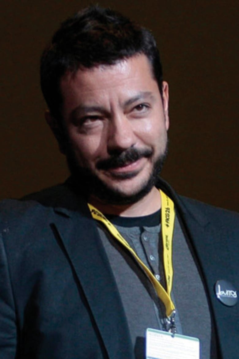 Alejandro Cantú