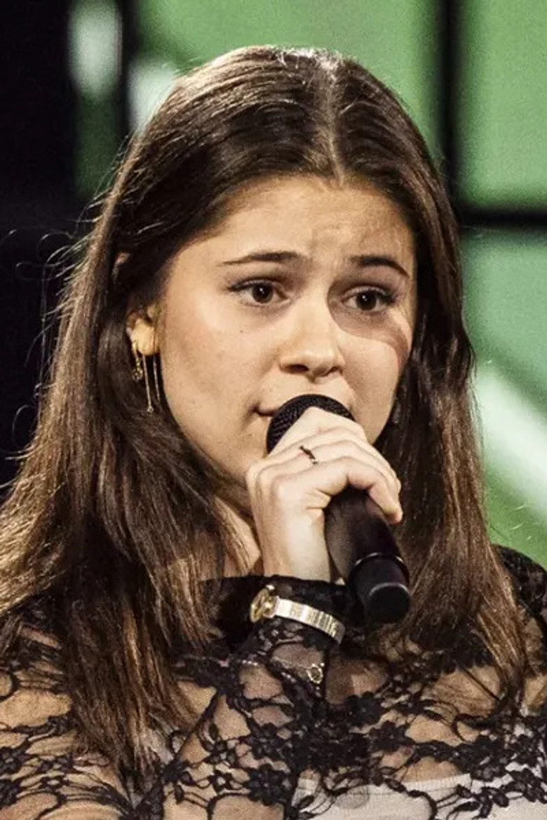 Noëlle portrait image