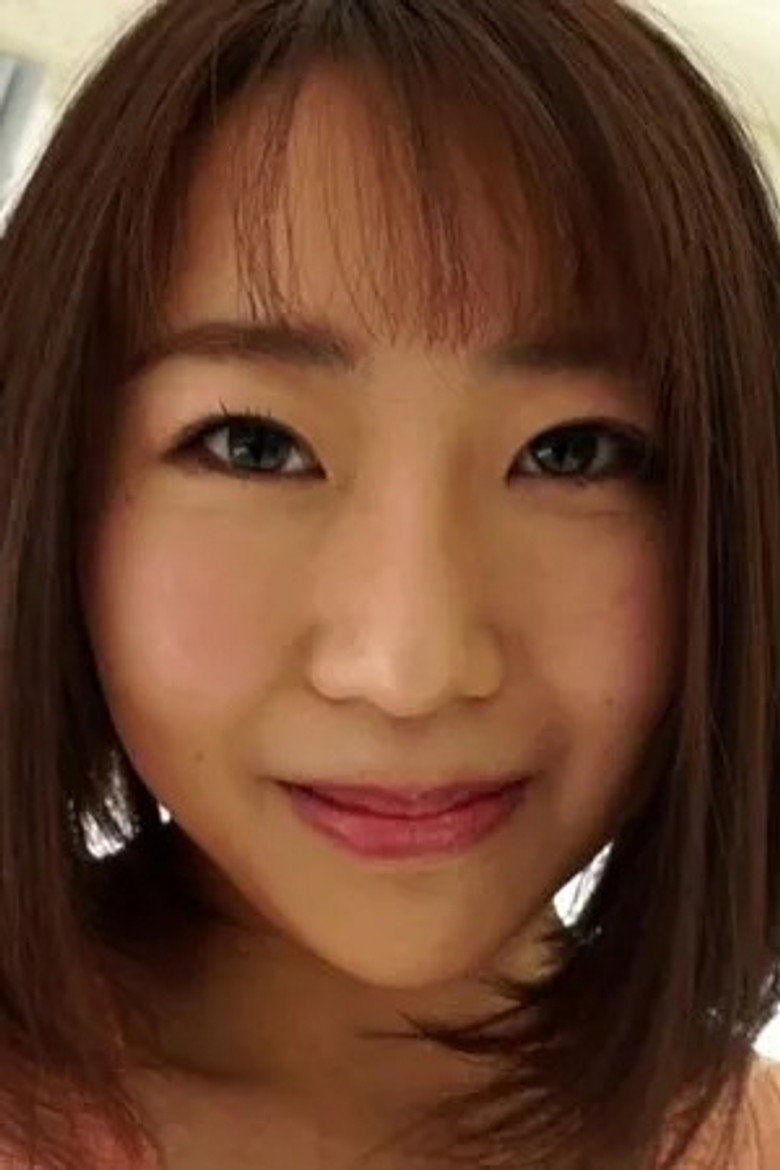 Kotoha Miona portrait
