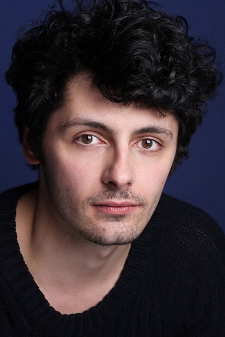 Tom Oakley portrait image