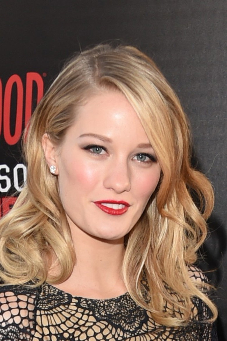 Ashley Hinshaw photo