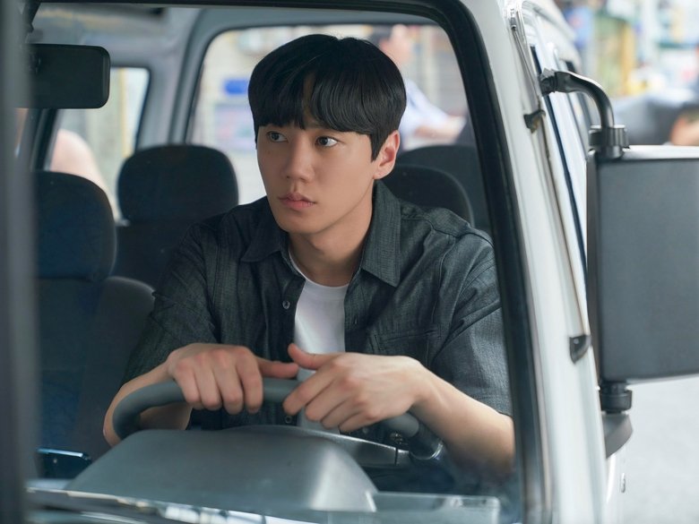 Still image for May I Help You? season 1 episode 7: A Girl Showed Up Still image for May I Help You? season 1 episode 7: A Girl Showed Up