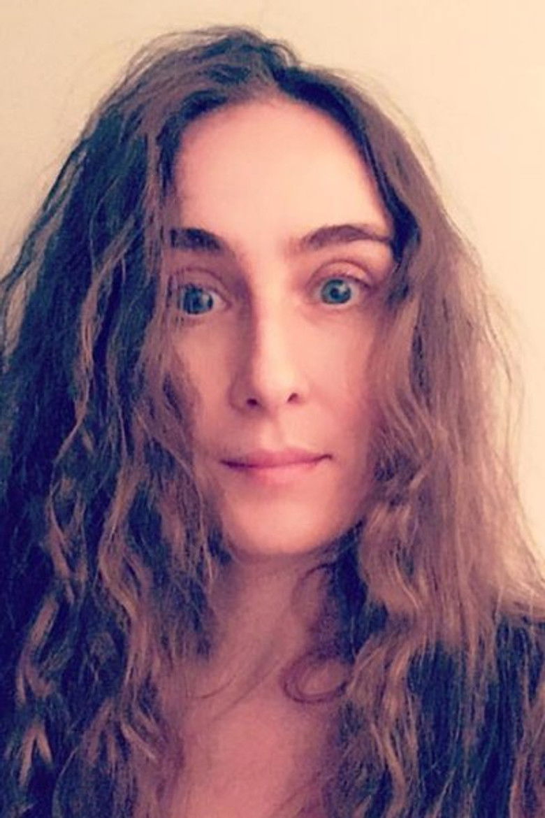 Tina Dradrach portrait image