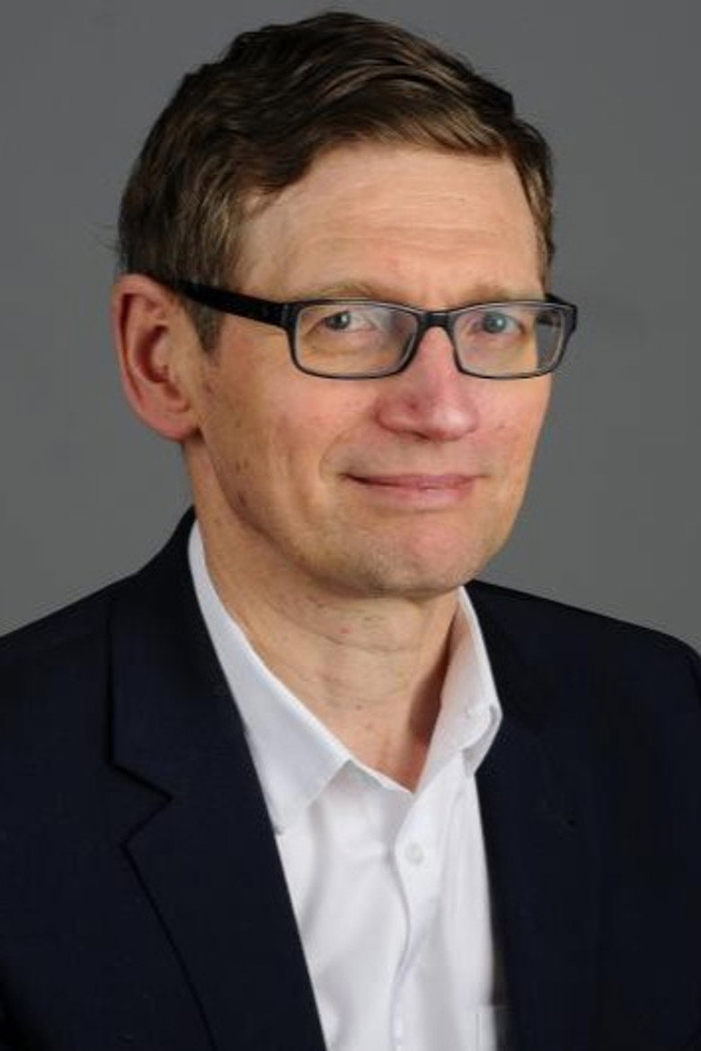 Dominique Seux portrait