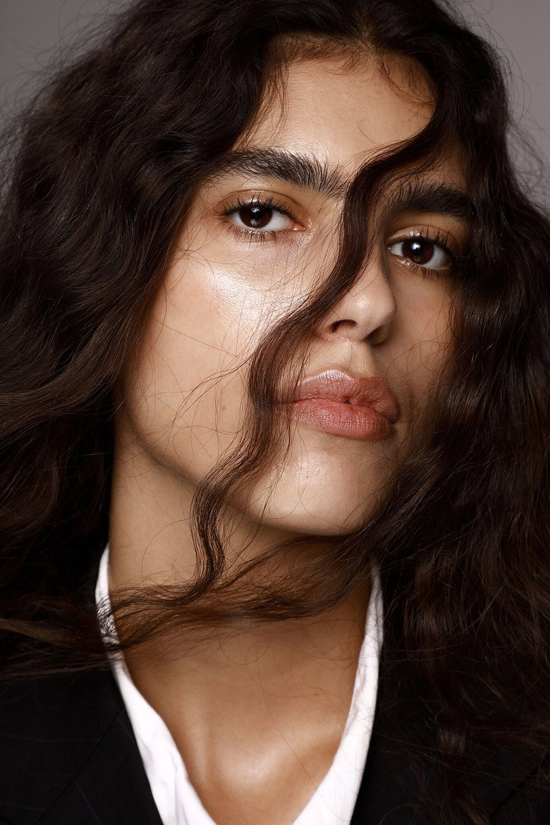 Sun Mizrahi portrait