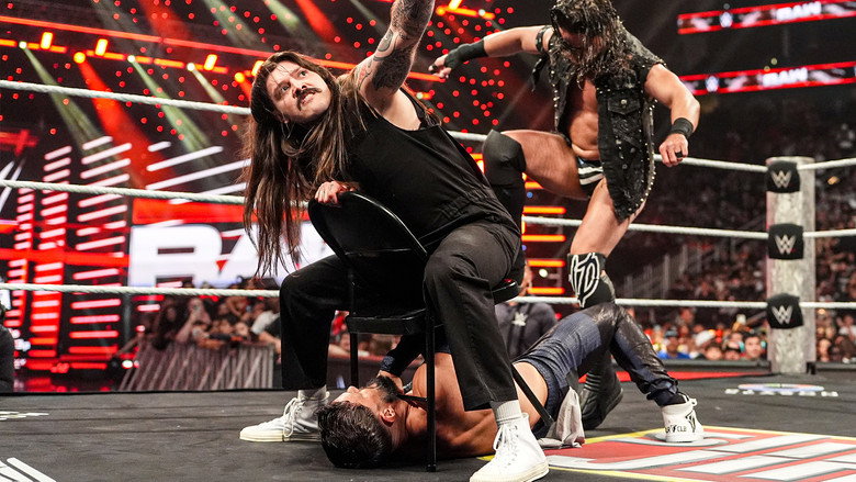 Still from WWE Raw - 시즌 34 에피소드 14