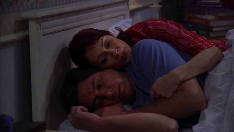 Still from Everybody Loves Raymond - Season 9 Episode 7