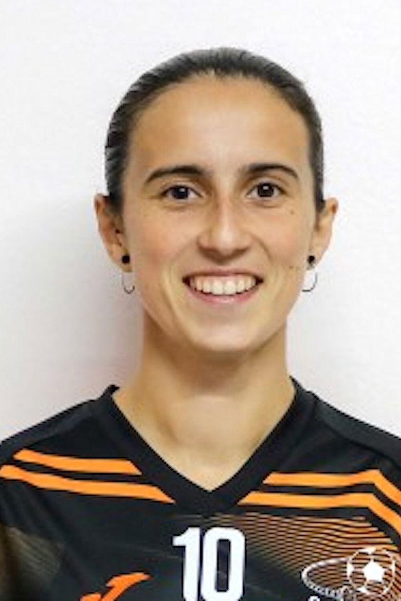 Lara Balseiro portrait image