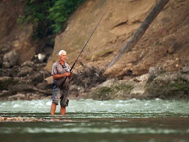 Still from Fluss-Monster - Season 9 Episode 4